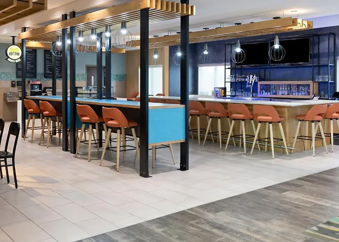 Holiday Inn & Suites - Savannah Airport - Pooler By Ihg