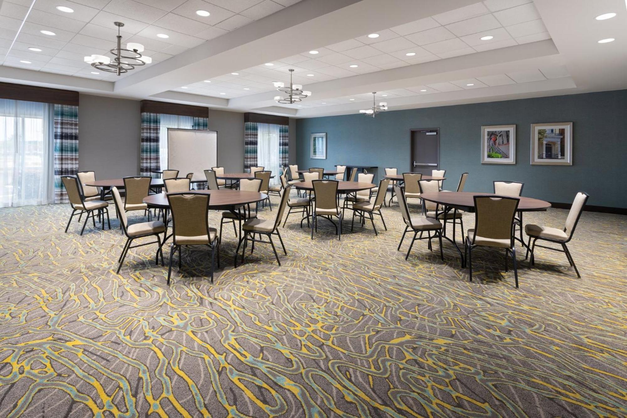 & - Savannah Airport - By Ihg Hotel