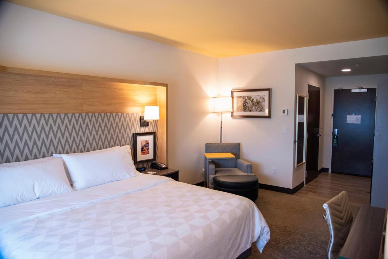 & - Savannah Airport - By Ihg Hotel