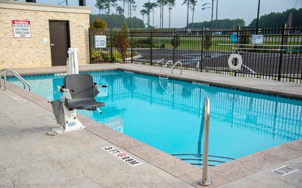 & - Savannah Airport - By Ihg Pooler