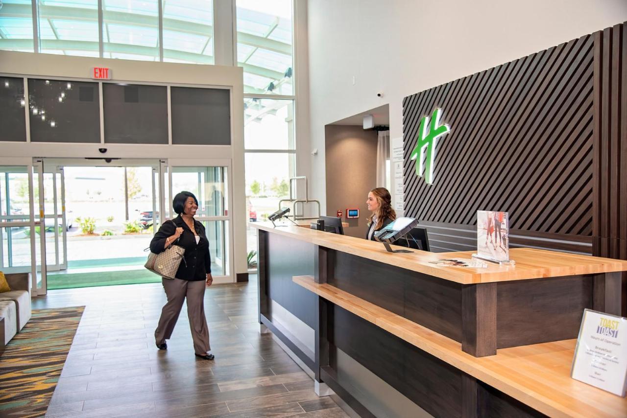 & - Savannah Airport - By Ihg Pooler