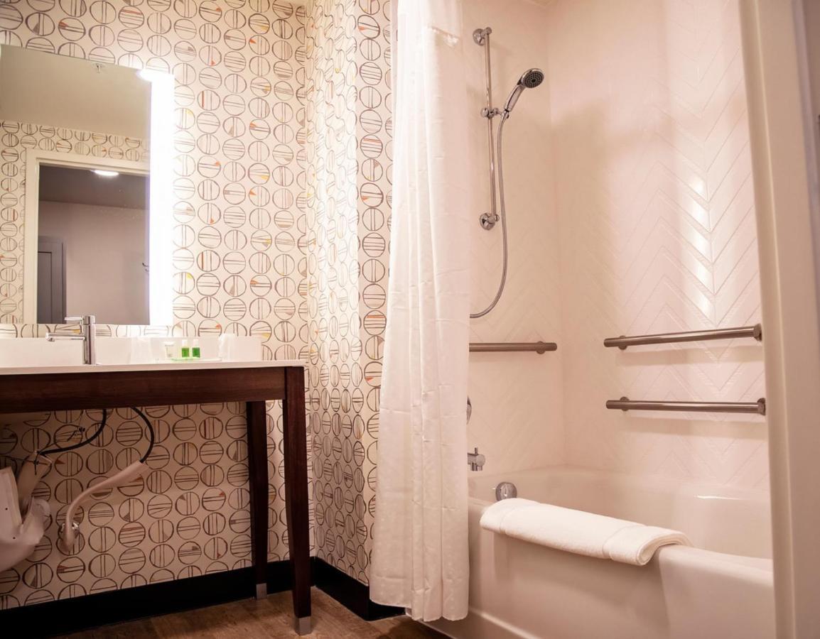 Hotel & - Savannah Airport - By Ihg