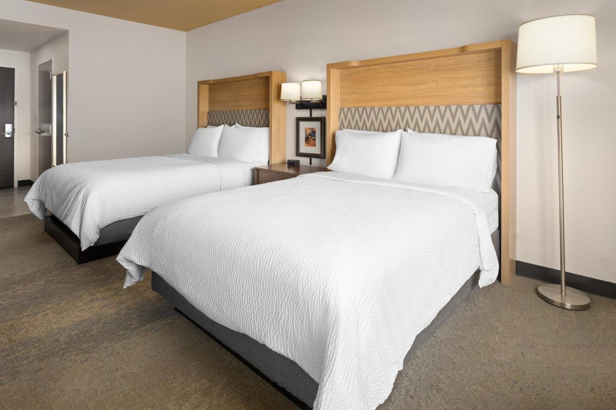 & - Savannah Airport - By Ihg Hotel